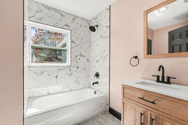 1221 E EMMA STREET, Tampa, FL 33603