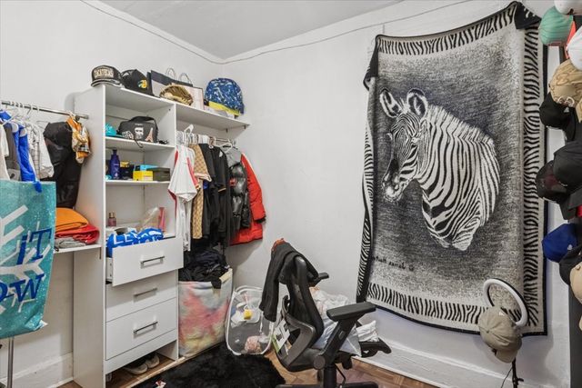 6027 S Loomis Boulevard, Chicago, IL 60636