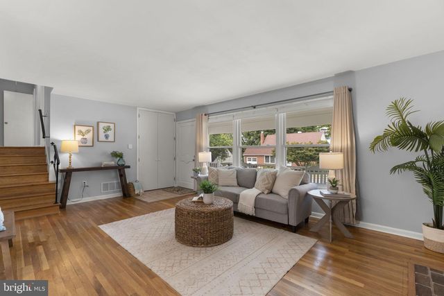 1909 TADCASTER RD, Catonsville, MD 21228