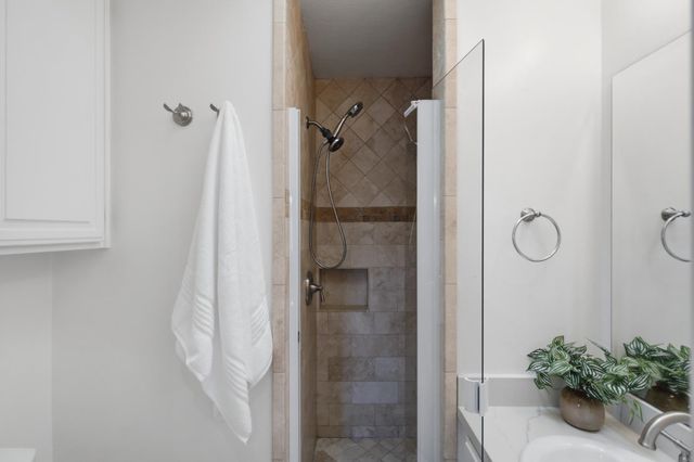 16 Lorton Avenue 3, Burlingame, CA 94010