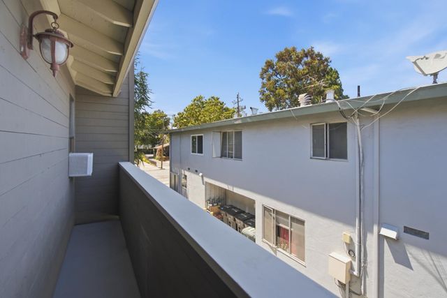 16 Lorton Avenue 3, Burlingame, CA 94010