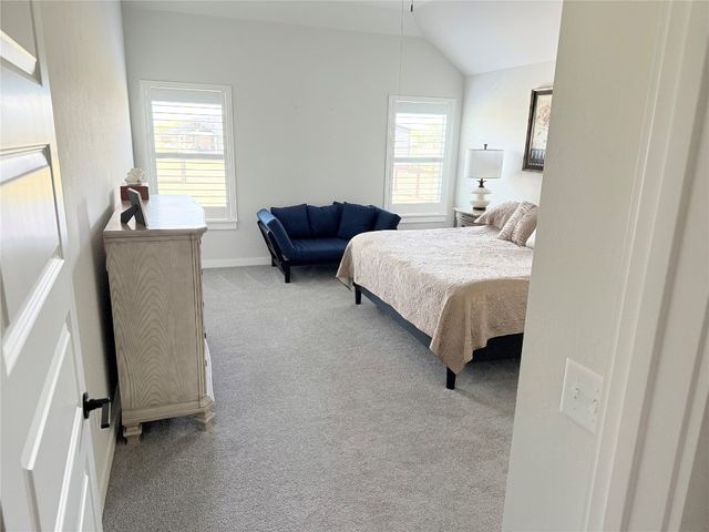 2320 Dixie Drive, Blanchard, OK 73010