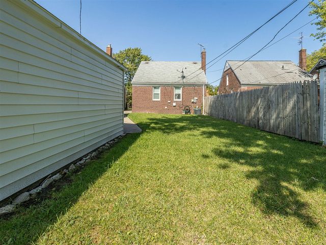 10852 Balfour Road, Detroit, MI 48224