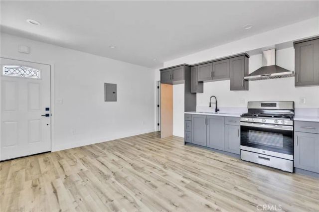 1601 W 165th Street, Compton, CA 90220