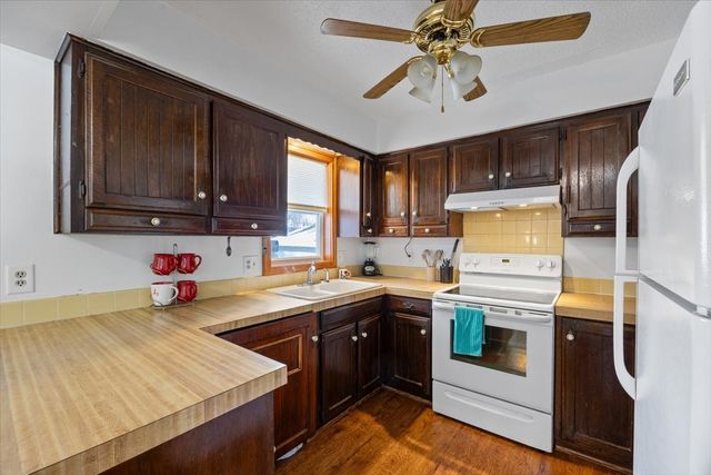 3244 SE 20th Street, Des Moines, IA 50320