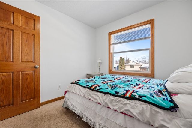 3244 SE 20th Street, Des Moines, IA 50320