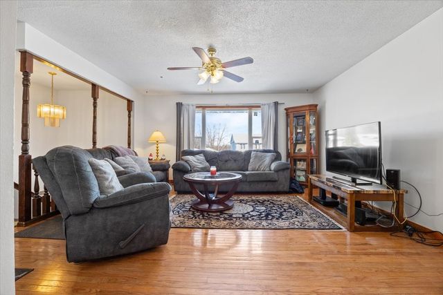 3244 SE 20th Street, Des Moines, IA 50320