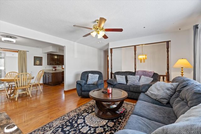 3244 SE 20th Street, Des Moines, IA 50320