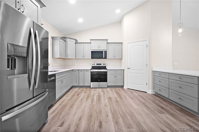 54 Juniper Trail Loop, Ocala, FL 34480