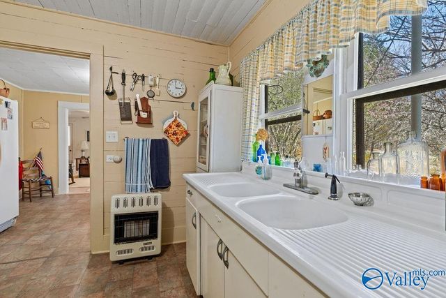 5461 State Highway 117, Mentone, AL 35984