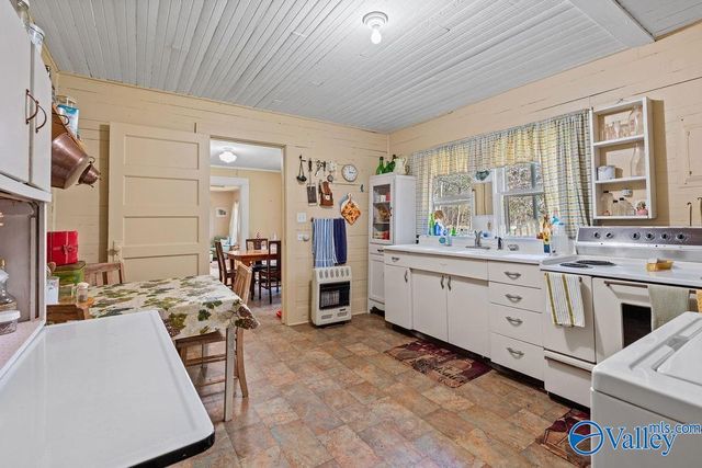 5461 State Highway 117, Mentone, AL 35984