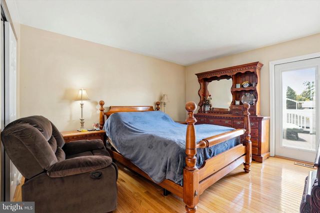 1316 BROWN AVE, Bensalem, PA 19020