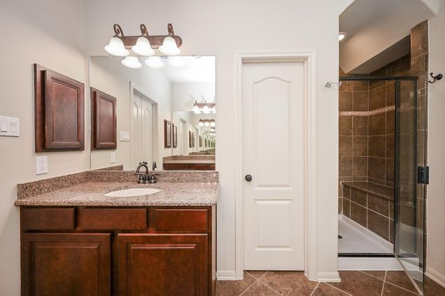 19 Sandwell Place, Spring, TX 77389