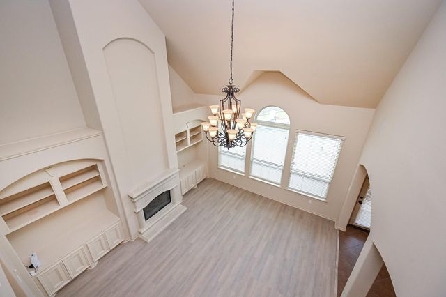 19 Sandwell Place, Spring, TX 77389