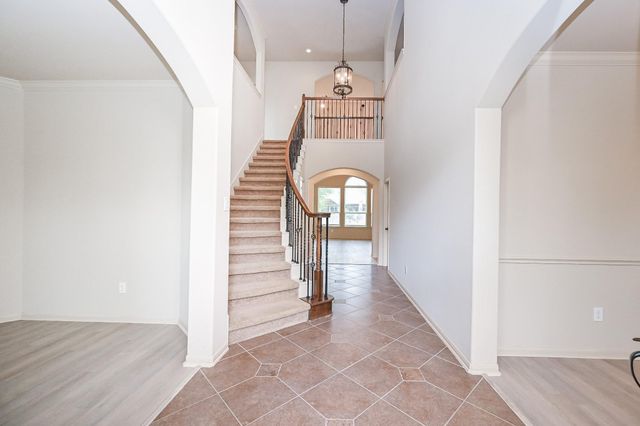 19 Sandwell Place, Spring, TX 77389