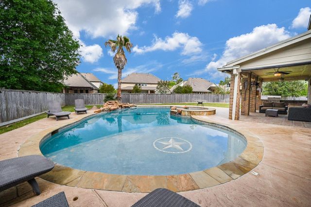 19 Sandwell Place, Spring, TX 77389