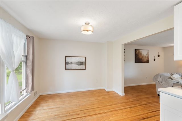 20 Paddington Drive, Gates, NY 14624