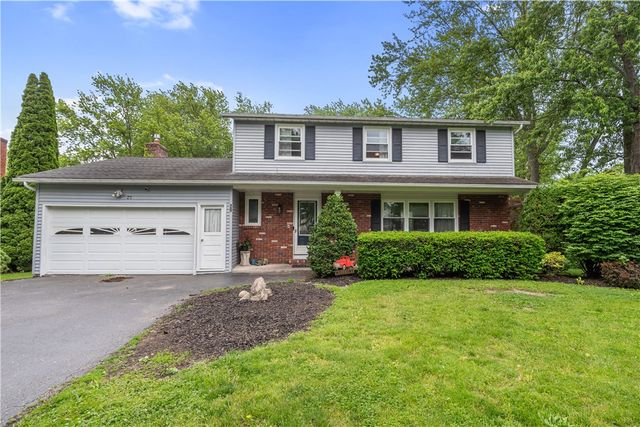 20 Paddington Drive, Gates, NY 14624