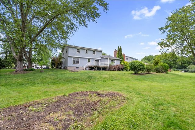 20 Paddington Drive, Gates, NY 14624