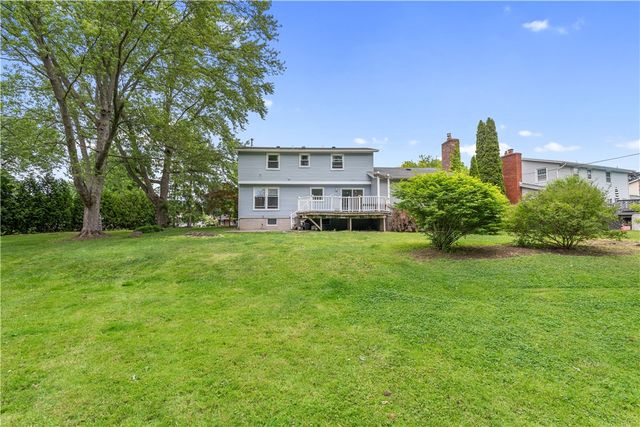 20 Paddington Drive, Gates, NY 14624