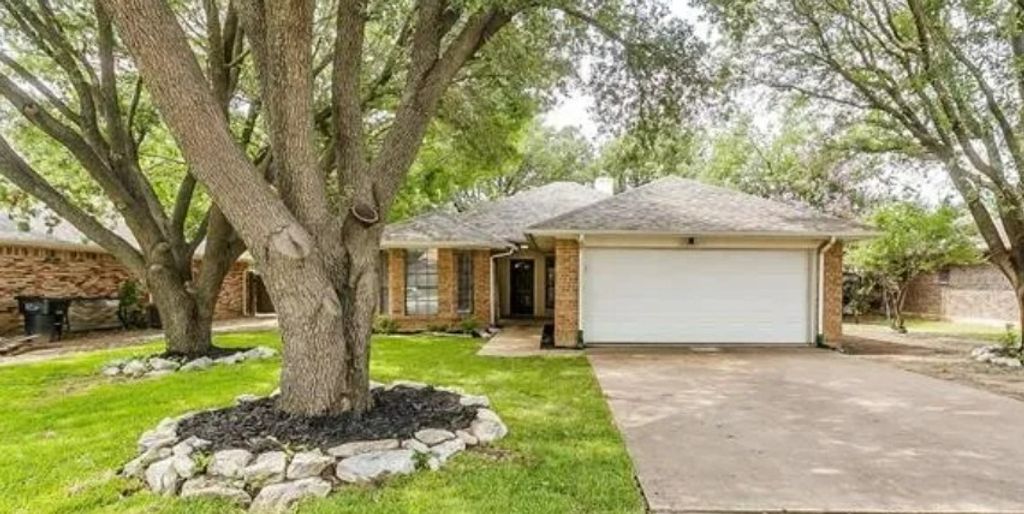 708 Paintbrush Drive, Keller, TX 76248