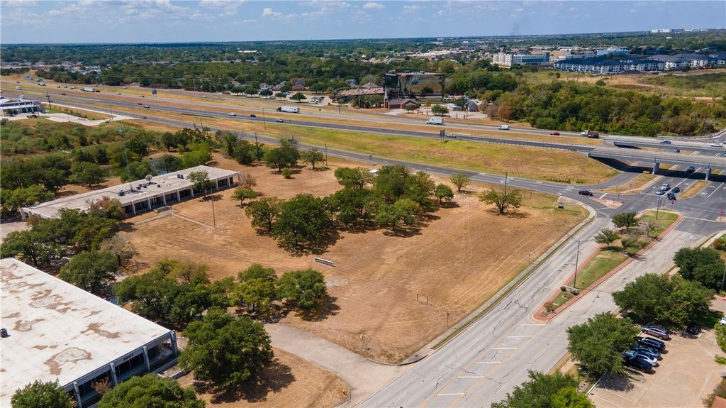 3005 Earl Rudder S, College Station, TX 77845 — photo 4