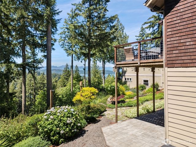 3670 Sulphur Springs Lane, Bremerton, WA 98310
