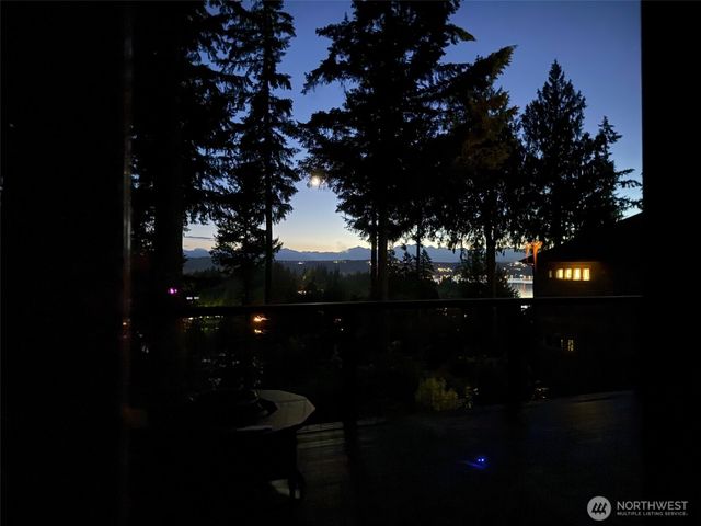 3670 Sulphur Springs Lane, Bremerton, WA 98310