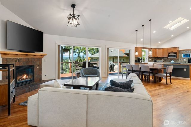 3670 Sulphur Springs Lane, Bremerton, WA 98310