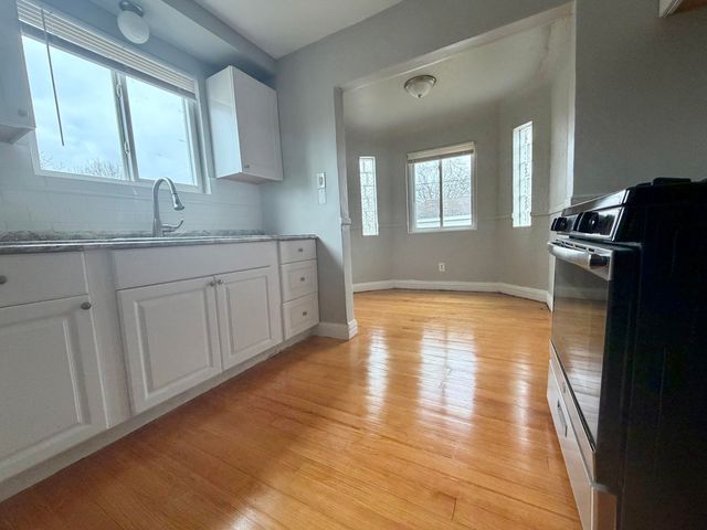 4605 Devonshire Road, Detroit, MI 48224