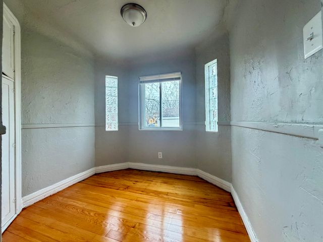 4605 Devonshire Road, Detroit, MI 48224