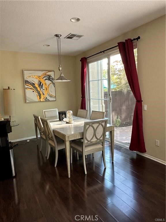 Image 4 of property listing at 27976 Trillium Lane, Valencia, CA 91354