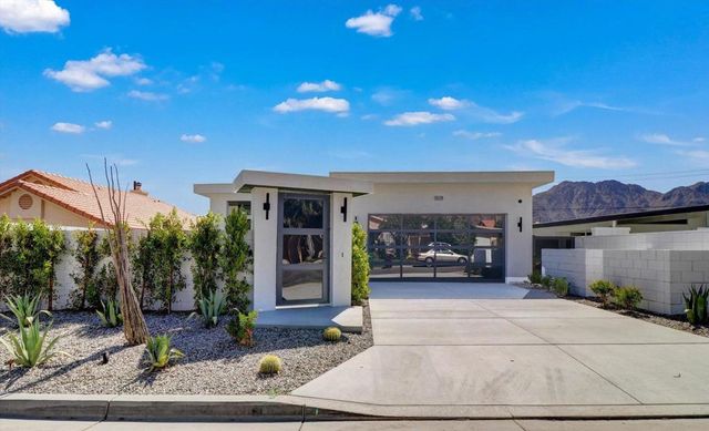 52120 Avenida Alvarado, La Quinta, CA 92253