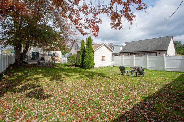 21 Saint James Street, West Hartford, CT 06119