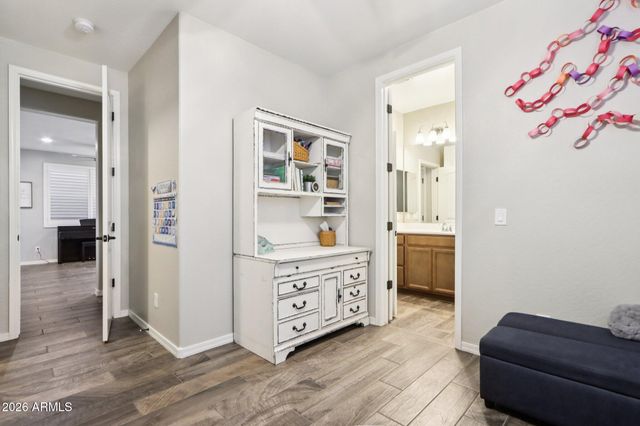 2041 E WISTERIA Drive, Chandler, AZ 85286