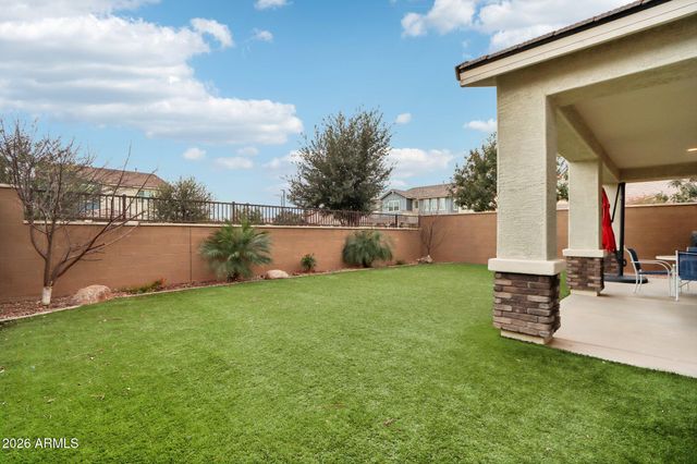 2041 E WISTERIA Drive, Chandler, AZ 85286