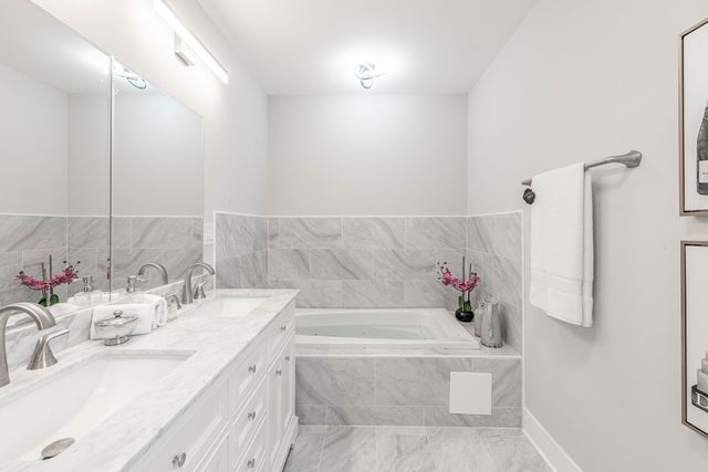 2336 Oak Park Avenue, Berwyn, IL 60402