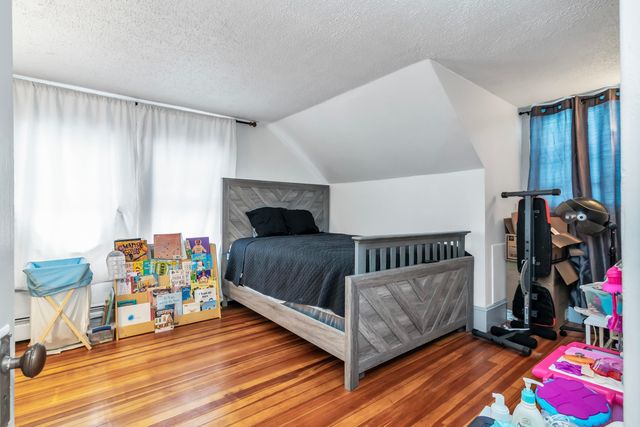 10 Millville Street, Salem, NH 03079