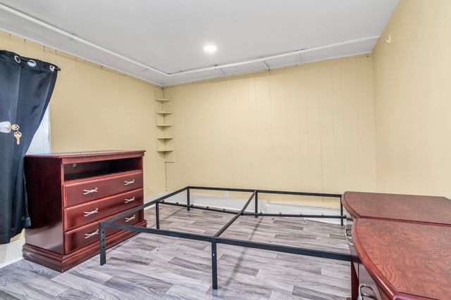 10 Millville Street, Salem, NH 03079