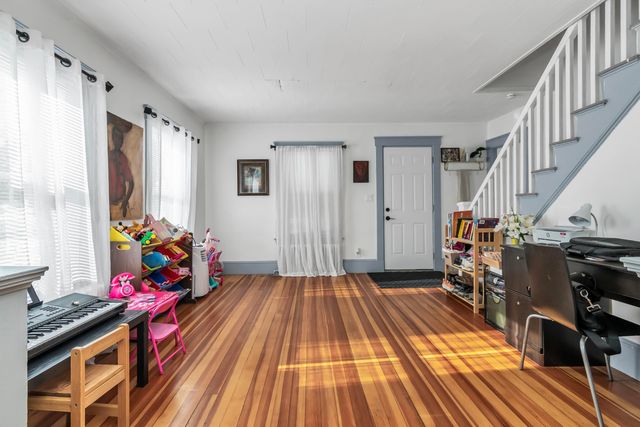 10 Millville Street, Salem, NH 03079