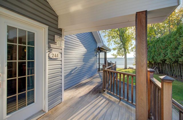 241 Access Road, Isle La Motte, VT 05463
