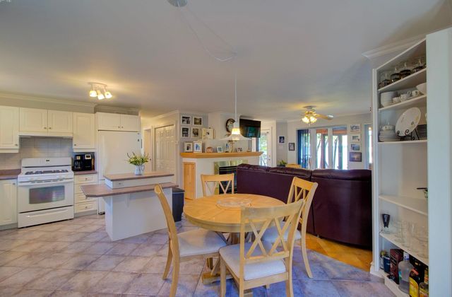 241 Access Road, Isle La Motte, VT 05463