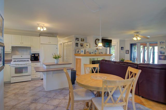 241 Access Road, Isle La Motte, VT 05463