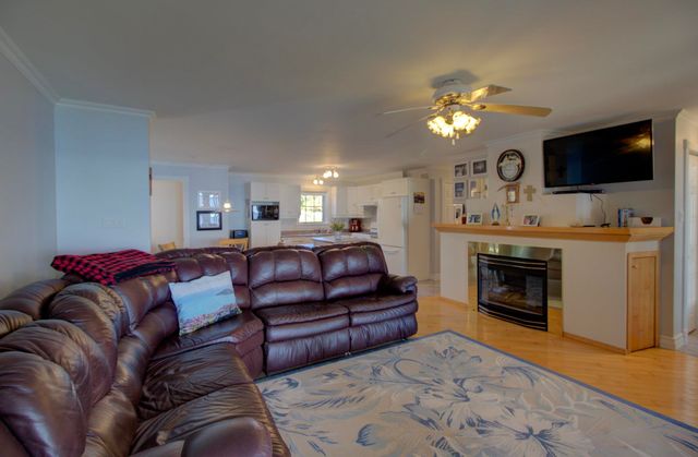 241 Access Road, Isle La Motte, VT 05463