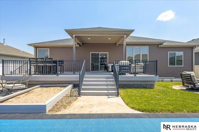 3043 N 95th Street, Lincoln, NE 68507