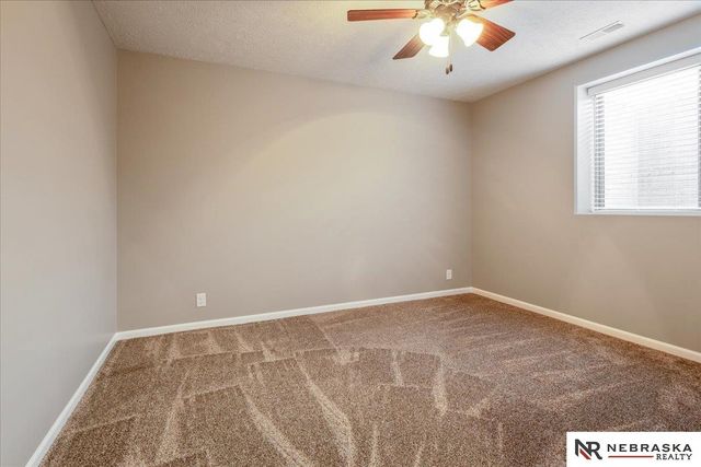 3043 N 95th Street, Lincoln, NE 68507