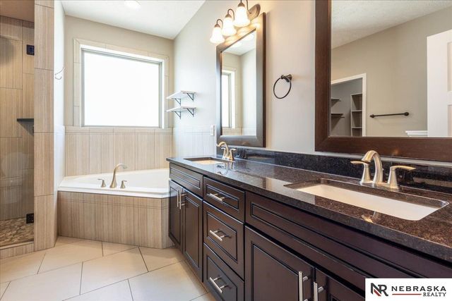 3043 N 95th Street, Lincoln, NE 68507