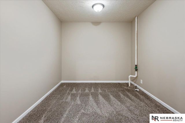 3043 N 95th Street, Lincoln, NE 68507