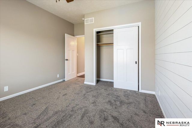 3043 N 95th Street, Lincoln, NE 68507