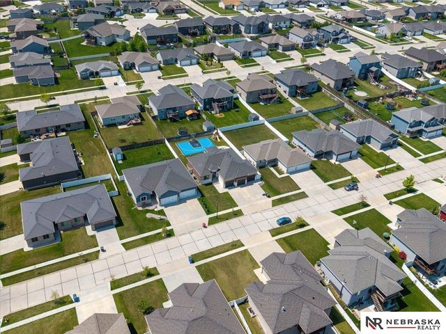 3043 N 95th Street, Lincoln, NE 68507